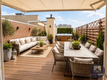 Penthouse z prywatnym tarasem na ostatnim 6piętrze