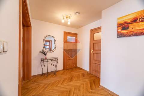 Dom z domkiem gościnnym i ogrodem Radom Staroopatowska