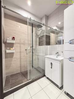 Komfortowe M4 -parking -brama na pilot-duży balkon