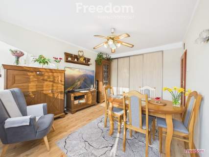 2 pokoje, balkon, 2 piętro   SWPdL