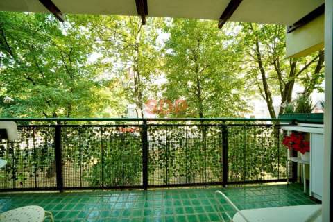 Biskupin Duży balkon Parter 2 Pokoje