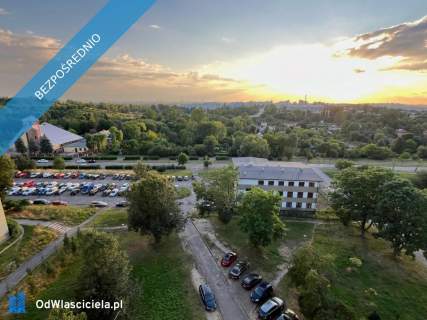 Po generalnym remoncie - wymienione instalacje - gotowe do