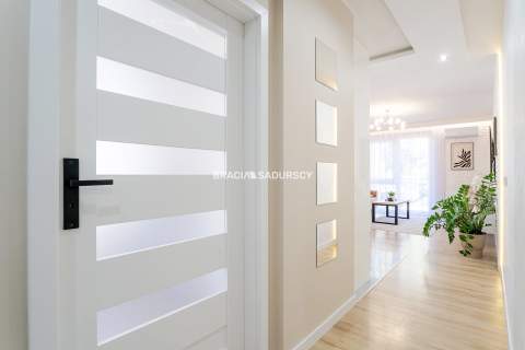 3 pok wysoki standard duży balkon ul. Kantarowicka