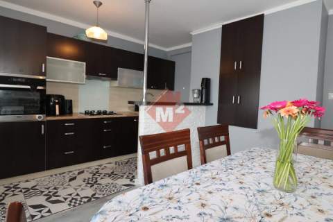 Trzypokojowe mieszkanie na sprzedaż w Szczecinie o po.74 m2