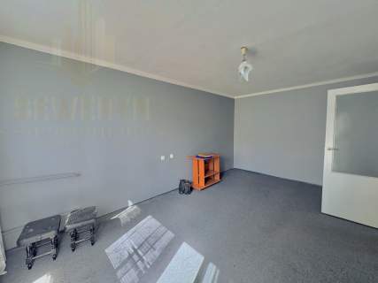 2 pokoje do remontu, 37,7 m , balkon francuski