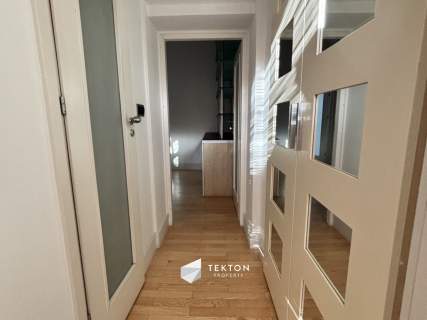 Balkon, parking w cenie, 1minuta do stacji metra