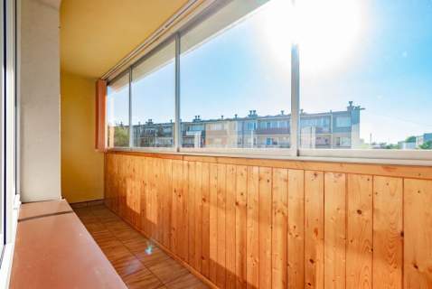 Komfortowe 48 m 3 pokoje z dużym balkonem