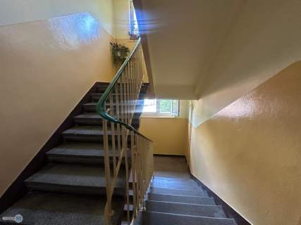 2 pokojowe mieszkanie os. KSM, 1 piętro z balkonem