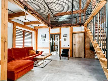 Dom mieszkalny 7 apartamentów działki
