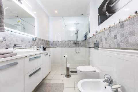 Nowoczesny apartament 68m2, 3 pokoje, 2 balkony 