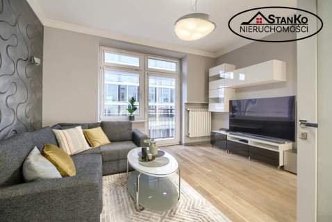 Apartament 48 m przy Rotundzie