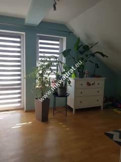Dom 5 pokoi blisko PKP, niski koszt utrzymania