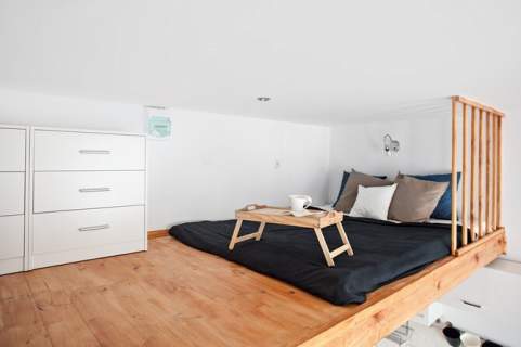 Wynajmę jasne studio z andresolą, Żeromskiego 6