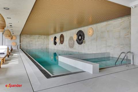 Luksusowy apartament z balkonem, miejsce na jacht, MARINA