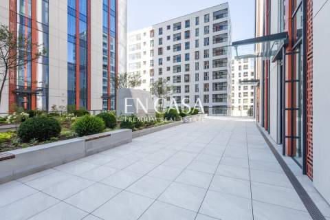 Apartament na 28. piętrze w Towarowa Towers