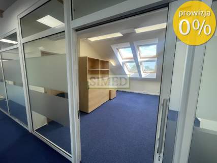 Wysoki standard,skosy,recepcja,parking,dostep24