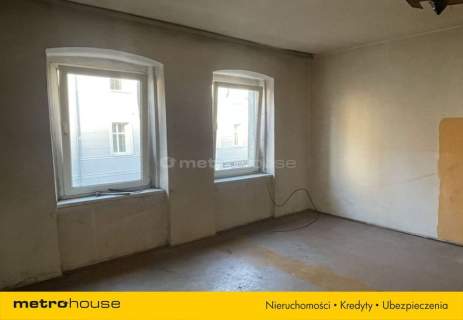 Mieszkanie do remontu Cieplice 80m2