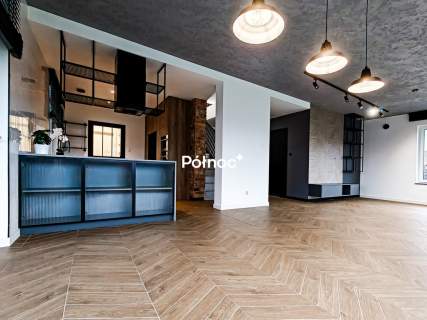 Dom z pompą ciepła i ogrodem zimowym - Pokrówka
