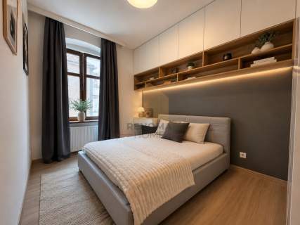2 pokoje/Kotlarska/60m2/Rynek/Ścisłe centrum
