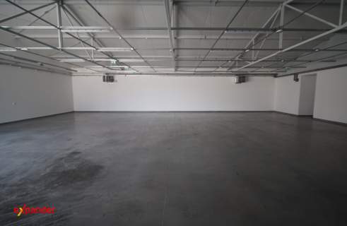 Budynek handlowy na wynajem, Furmany, 460m2, idealny na sklep