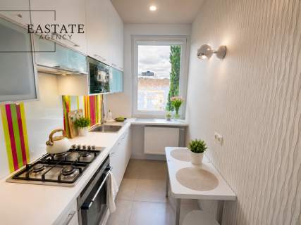 Przestronne 48 m Metro Centrum Balkon Cisza