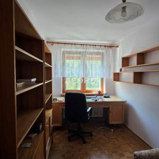 Natolin 2-pokojowe z loggią na 1 piętrze