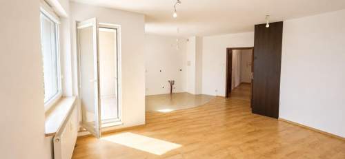 69 m2 3 pokoje garderoba duży balkon parter Gdynia Dąbrowa