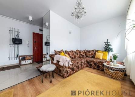 Dwupoziomowe mieszkanie na Włochach