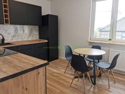 Nowoczesne dwupoziomowe mieszkanie 61m z balkonem