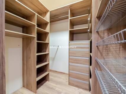 3 pokoje 77,05 m loggia garaż Piltza