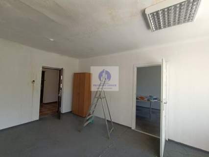 Włochy lokal biurowy 37,60 m2 do wynajęcia