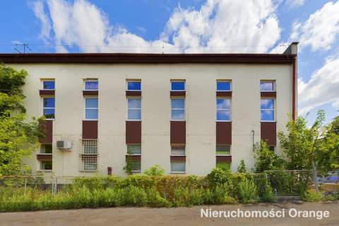 Nieruchomość na cele biurowo-usługowe, mieszkalne