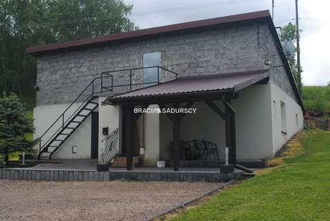 Gospodarstwo około 2 ha w Łazanach gm.Biskupice