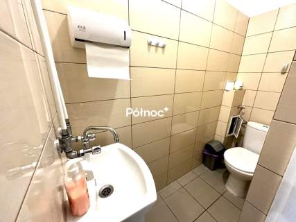 Lokal na parterze 74,45 m2 przy ul. Zachodniej