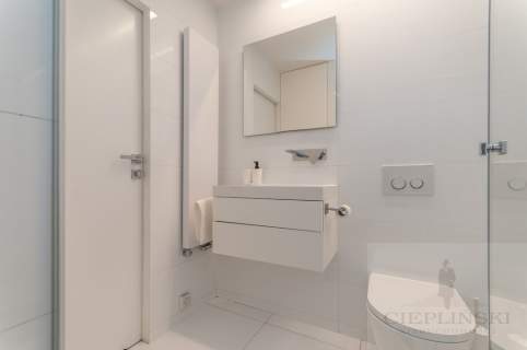 Kawalerka 32,43 m / Nowoczesne wnętrze/ Centrum