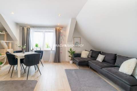 Wolnostojący dom Opatkowice-180 m działka 11arów