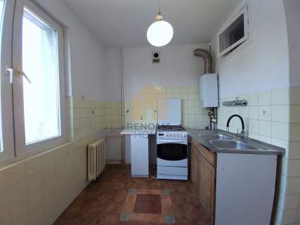 4 pokoje zabudowany balkon parking dwustronne