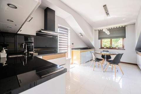 Apartament 110 m2 3 pokoje zielona okolica, Oporów