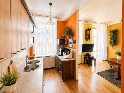 Żeromskiego/2 pokoje/2 piętro/piwnica/balkon