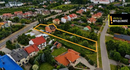 Funkcjonalny dom na 11 Listopada w Staszowie