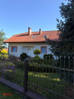 Dom przy lesie 2728 m zieleni Brachlewo 950 m jezioro