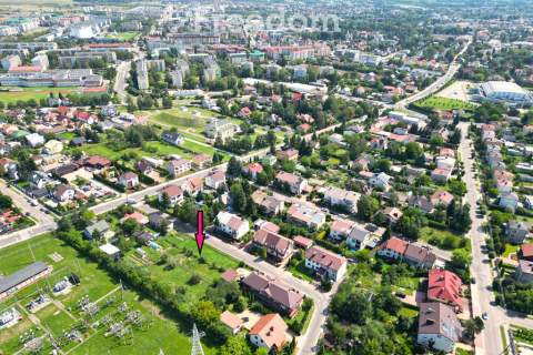 1980 m pod budowę u zbiegu dwóch ulic Sitnicka