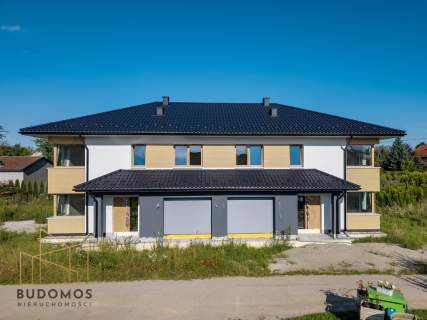 Nowoczesny dom pod Tarnowem, Wierzchosławice