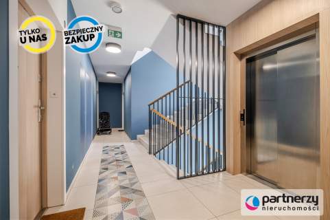 Południowe Balkon 6m2 Msc. postojowe Komórka