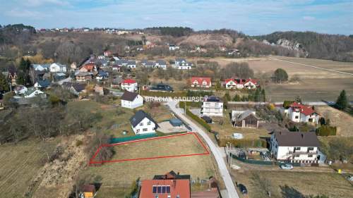 Działka z widokiem na Bramę Bolechowicką