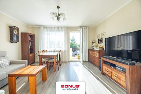 4 pokoje na Pogodnie balkon 1. piętro