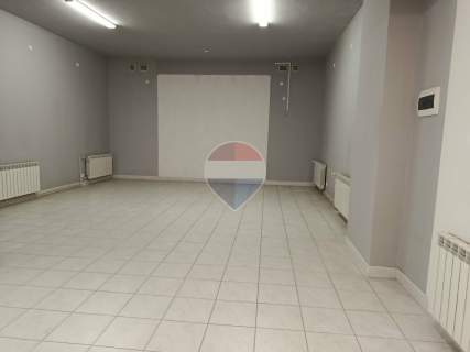 Do wynajęcia lokal 54 m2 os. Ustronie
