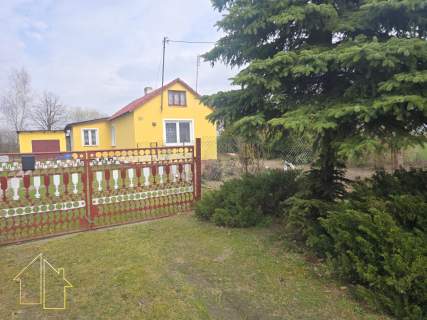 Zadbany domek w cichej okolicy