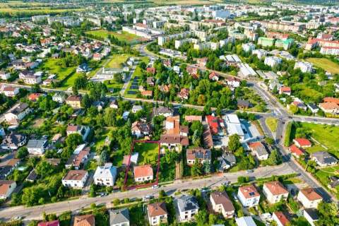 Duża działka 1000 m2 z domem blisko AWF i centrum