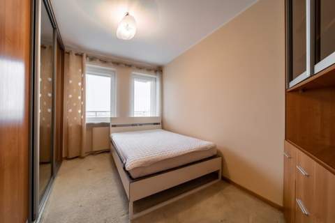 3 pokoje, 75 m2, balkon, komórka, garaż - KEN 36